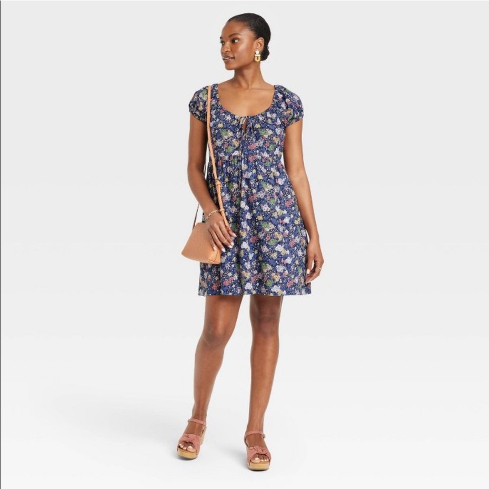 Navy Blue Floral Short Sleeve Dress